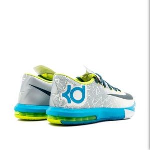 newest nike basketball shoes